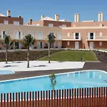 Elegant Duplex 1Br W- Pool, Parking & Balcony Apartmán *